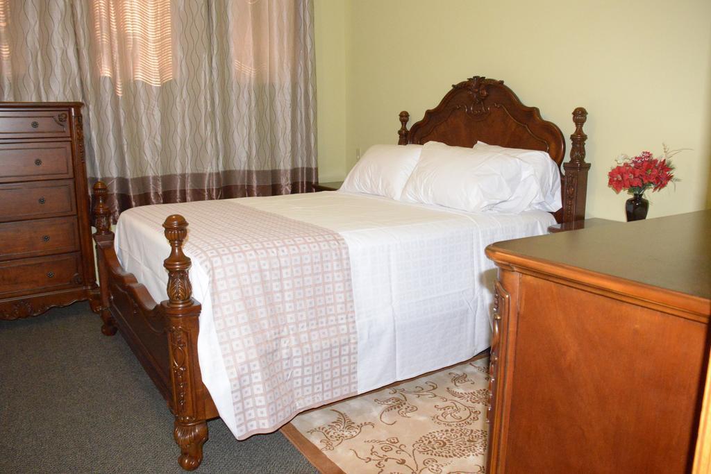 Smile Back B&B Toronto Oda fotoğraf