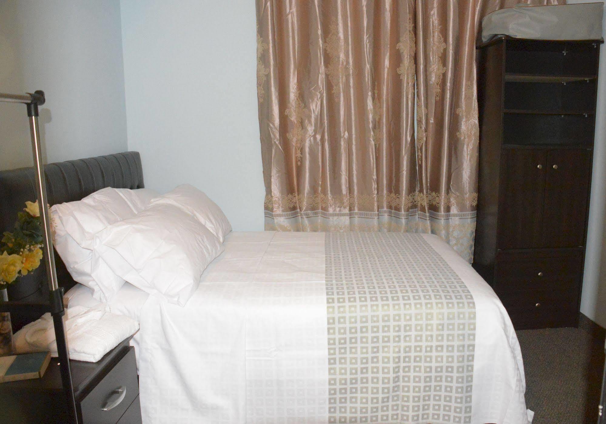 Smile Back B&B Toronto Dış mekan fotoğraf