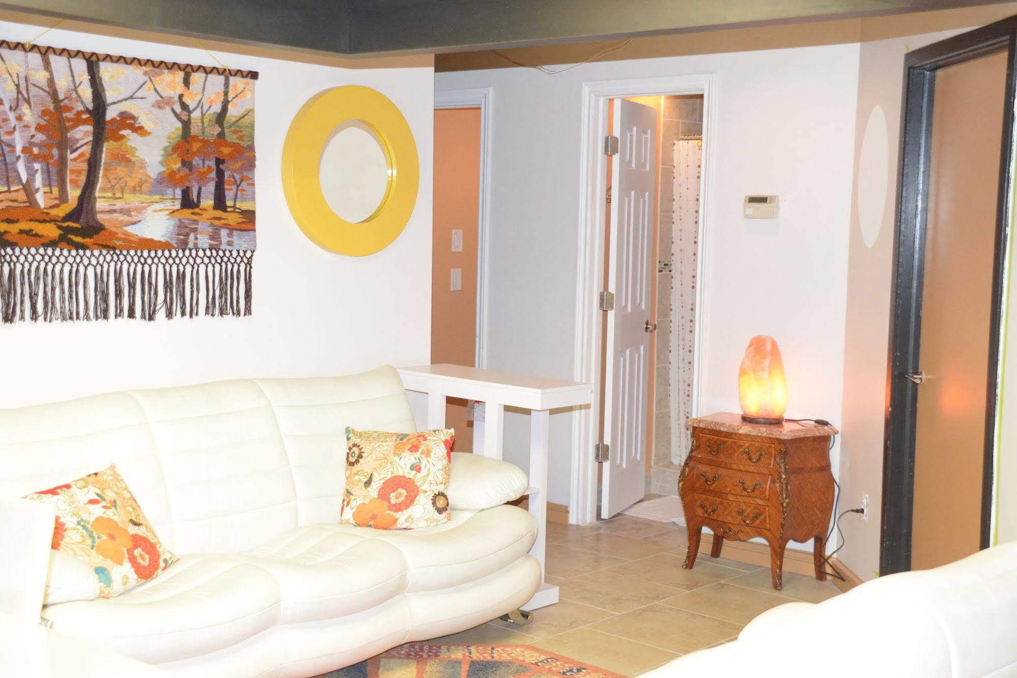 Smile Back B&B Toronto Dış mekan fotoğraf